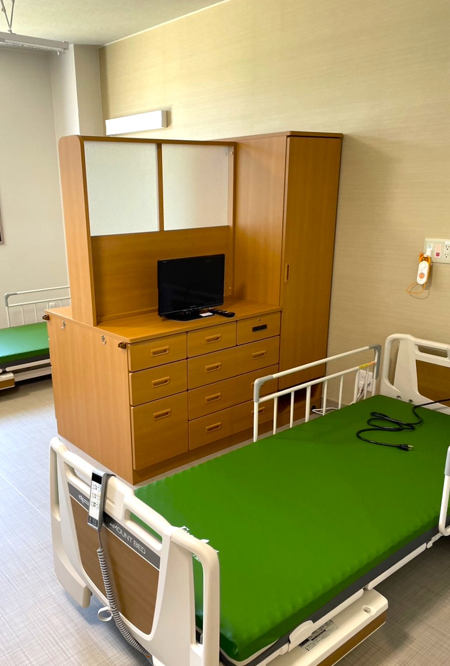 採光部を大きく取る事で明るく感じられます。