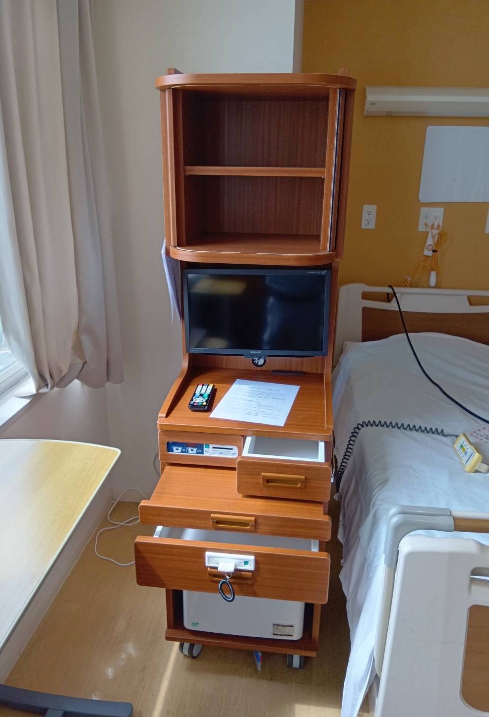 蛇腹式の収納は突起が無いので安全にご利用頂けます。
